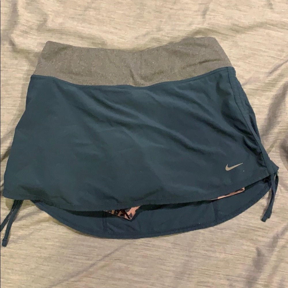 Nike tennis skirt